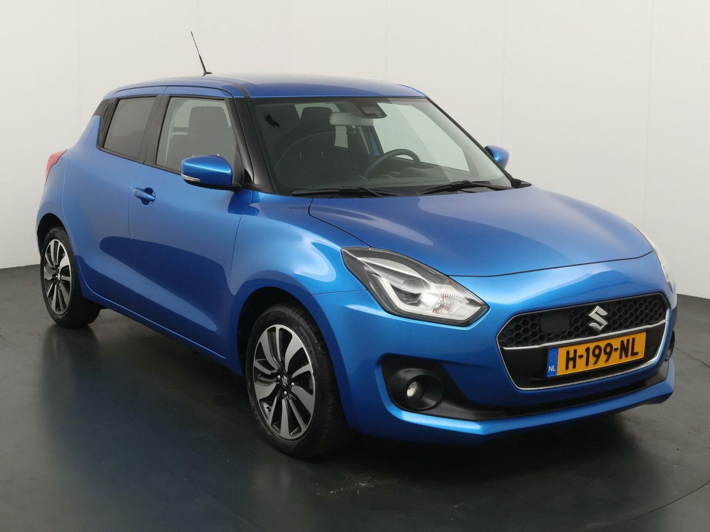 Suzuki Swift 1.2 Stijl Smart Hybrid