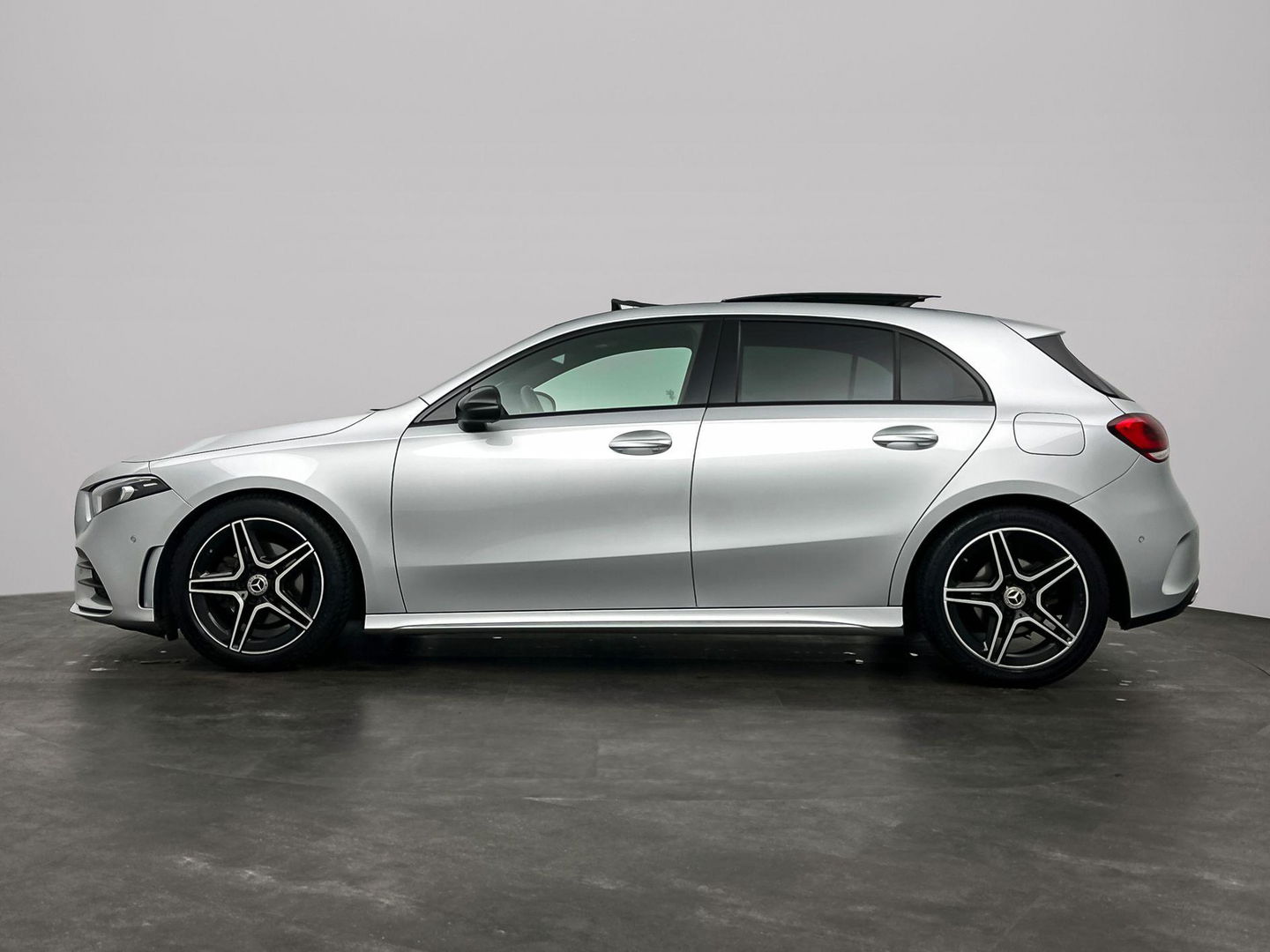 Mercedes-Benz A-Klasse 2.0 Pano Sfeer Camera