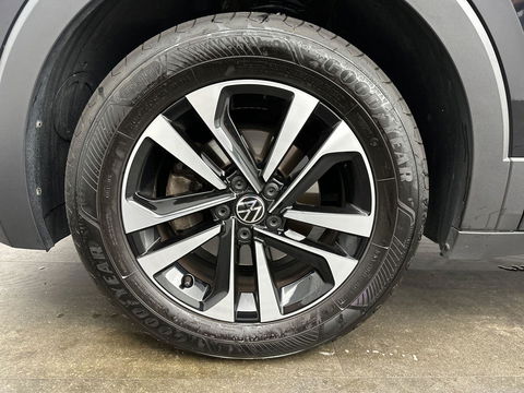 Volkswagen T-Cross 1.0 TSI United Beats Camera Lane