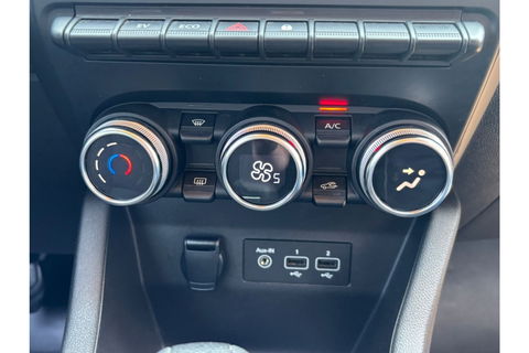 Renault Clio 1.6 E-TECH BUSINESS ZEN AUTOMAAT AIRCO NAVI