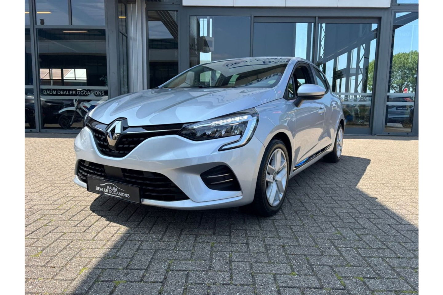 Renault Clio 1.6 E-TECH BUSINESS ZEN AUTOMAAT AIRCO NAVI