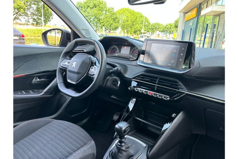 Peugeot 2008 1.2 PURE TECH ACTIVE AIRCO NAVI CRUISE.