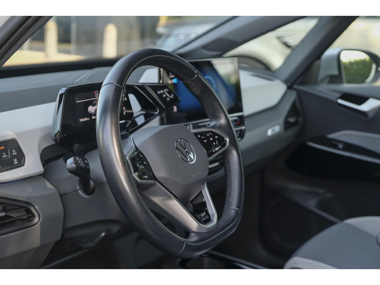 Volkswagen ID.3 204pk First Plus *BTW* Matrix led Navigatie Stoelverwarming Carplay NLauto Adaptive cruise