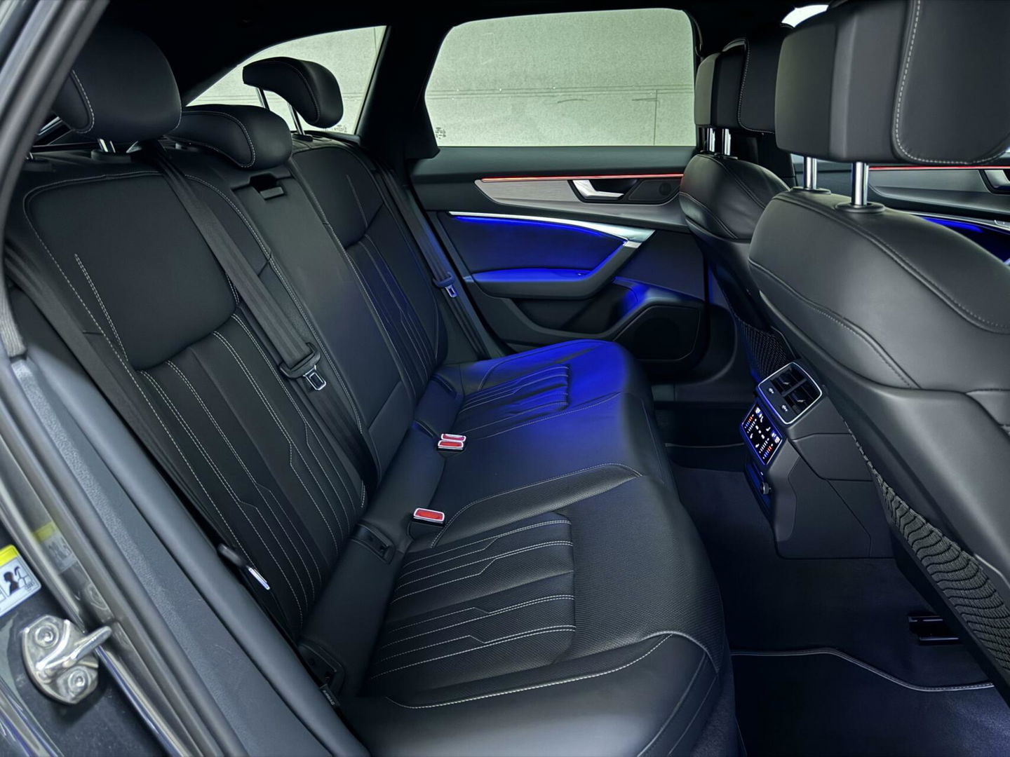 Audi A6 Avant 55 TFSI e Quattro Competition S-Line Edition