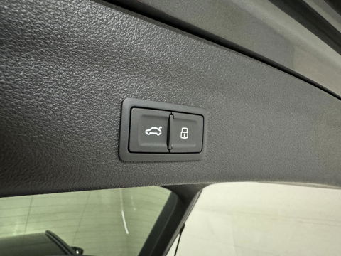 Audi A6 Avant 55 TFSI e Quattro Competition S-Line Edition