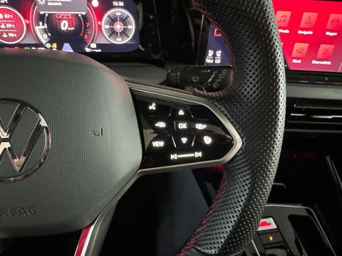 Volkswagen Golf 2.0 TSI GTI Clubsport Pano|HuD|H/K|Leer|BTW