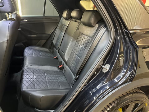 Volkswagen T-Roc 1.5 TSI R-Line Pano|Keyless|IQ|Sfeerver|BTW