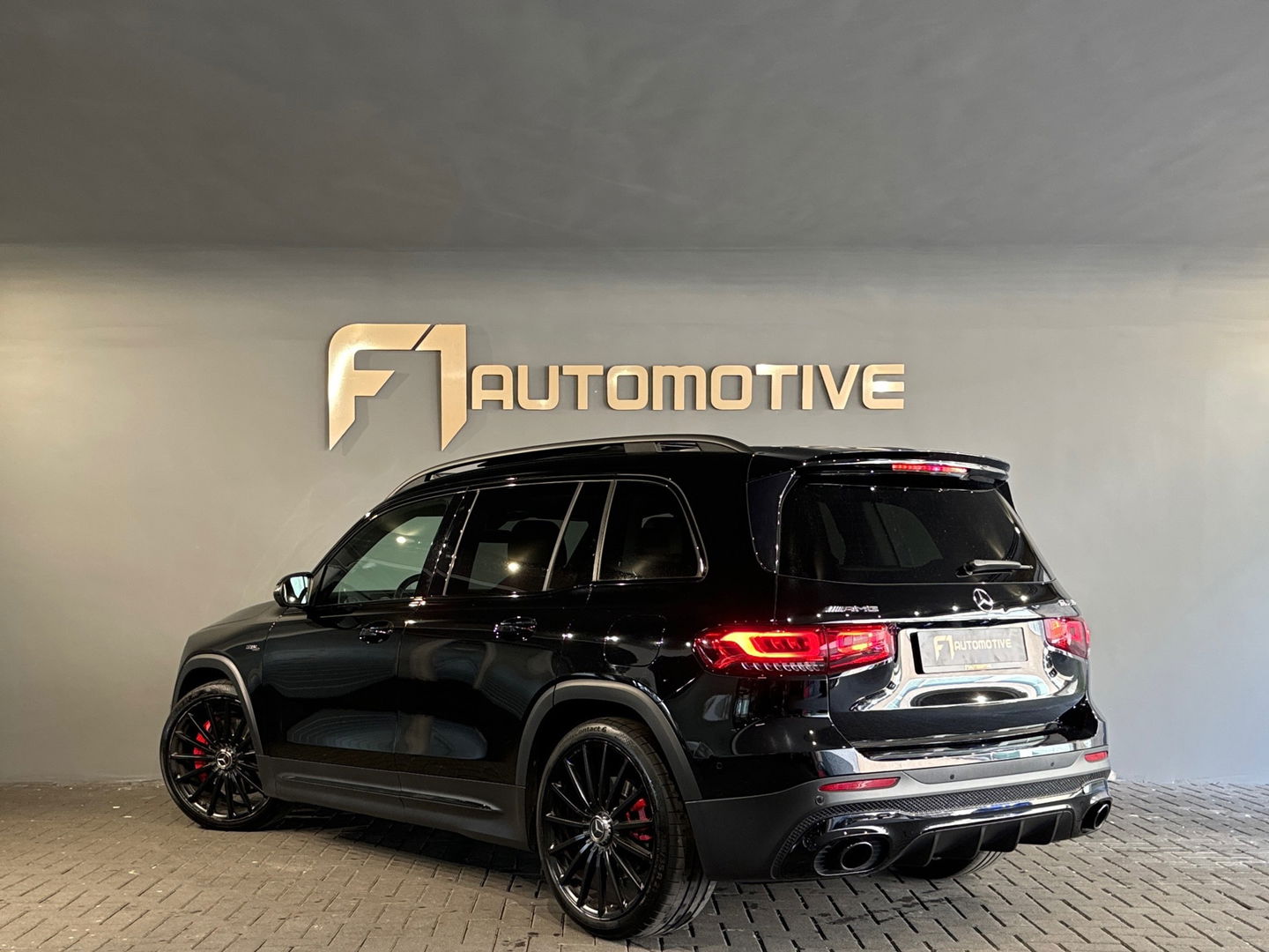 Mercedes-Benz GLB AMG 35 4MATIC 7p. Pano|HuD|Memory|Keyless