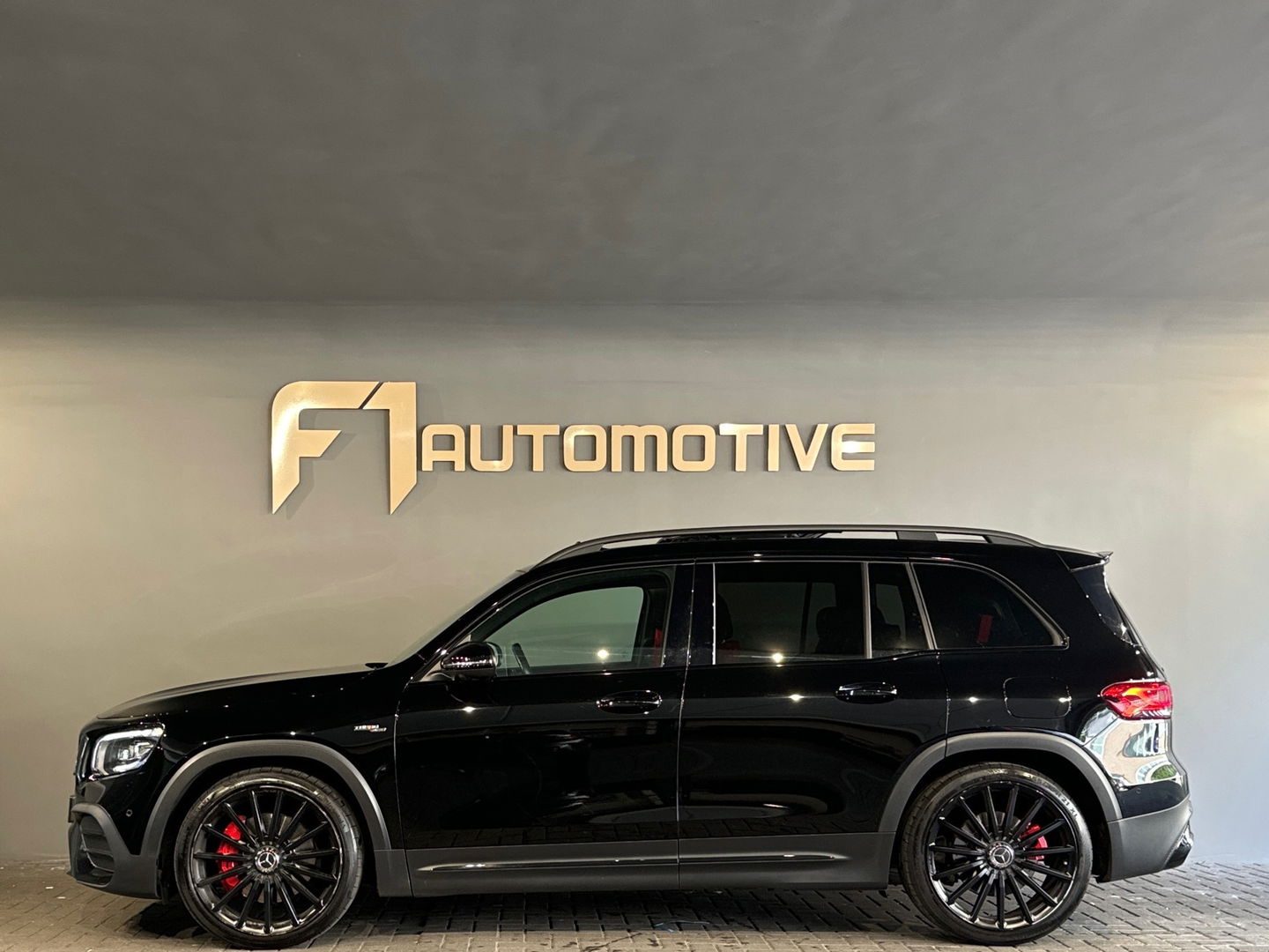 Mercedes-Benz GLB AMG 35 4MATIC 7p. Pano|HuD|Memory|Keyless