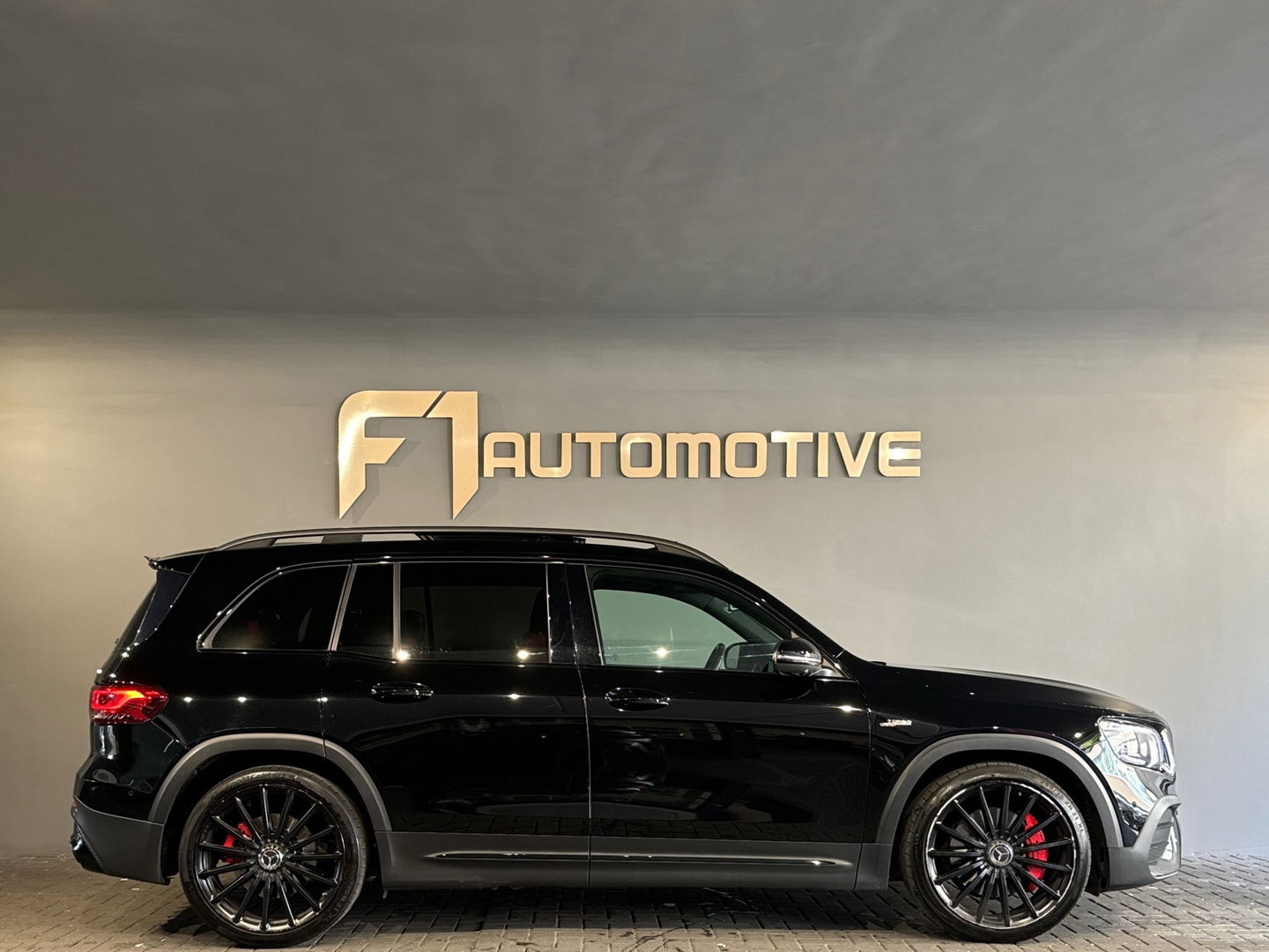 Mercedes-Benz GLB AMG 35 4MATIC 7p. Pano|HuD|Memory|Keyless