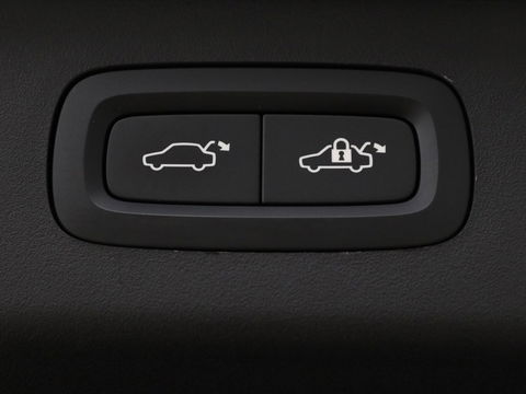Lynk & Co 01 1.5 Plug In | Panoramadak | Infinity by Harman | 360 Camera | Adaptive cruise | Stoelverwarming | Carplay | Memory | Full LED