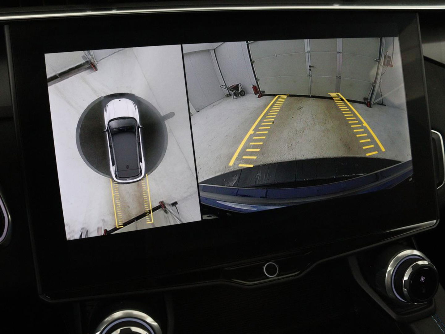 Lynk & Co 01 1.5 Plug In | Panoramadak | Infinity by Harman | 360 Camera | Adaptive cruise | Stoelverwarming | Carplay | Memory | Full LED