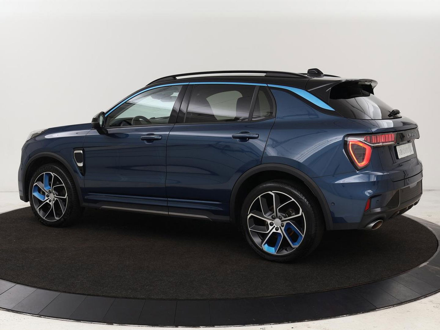 Lynk & Co 01 1.5 Plug In | Panoramadak | Infinity by Harman | 360 Camera | Adaptive cruise | Stoelverwarming | Carplay | Memory | Full LED
