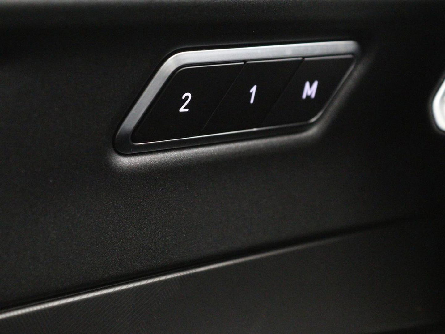Lynk & Co 01 1.5 Plug In | Panoramadak | Infinity by Harman | 360 Camera | Adaptive cruise | Stoelverwarming | Carplay | Memory | Full LED