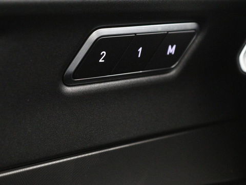 Lynk & Co 01 1.5 Plug In | Panoramadak | Infinity by Harman | 360 Camera | Adaptive cruise | Stoelverwarming | Carplay | Memory | Full LED