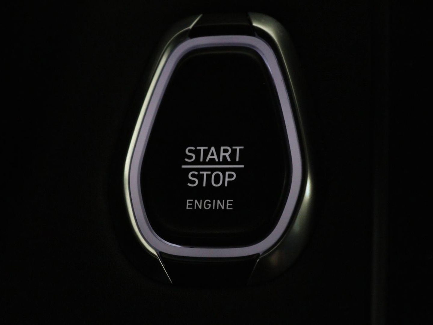 Lynk & Co 01 1.5 Plug In | Panoramadak | Infinity by Harman | 360 Camera | Adaptive cruise | Stoelverwarming | Carplay | Memory | Full LED