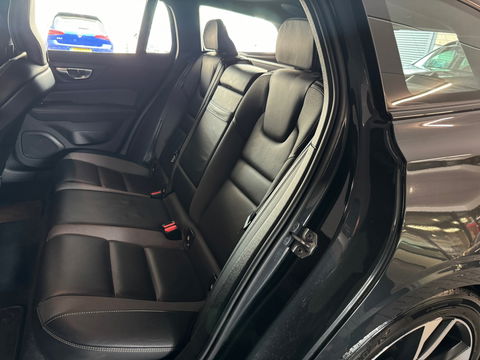 Volvo V60 2.0 T4 R-Design Pano|Harman/Kardon|Memory|Leer|VOL