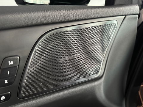 Volvo V60 2.0 T4 R-Design Pano|Harman/Kardon|Memory|Leer|VOL