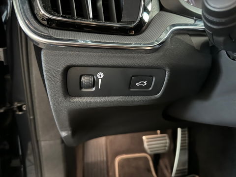 Volvo V60 2.0 T4 R-Design Pano|Harman/Kardon|Memory|Leer|VOL