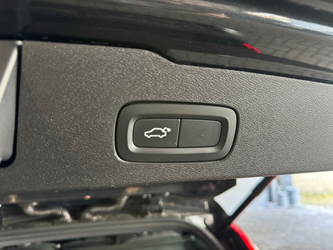 Volvo V60 2.0 T4 R-Design Pano|Harman/Kardon|Memory|Leer|VOL