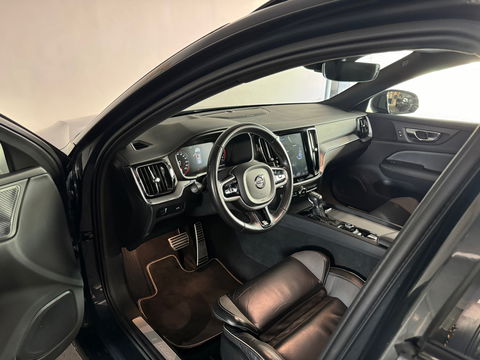 Volvo V60 2.0 T4 R-Design Pano|Harman/Kardon|Memory|Leer|VOL
