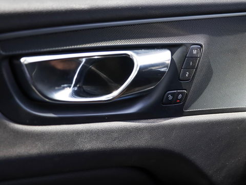 Volvo XC60 2.0 T5 250PK | Leder | Trekhaak elektrisch | Memory