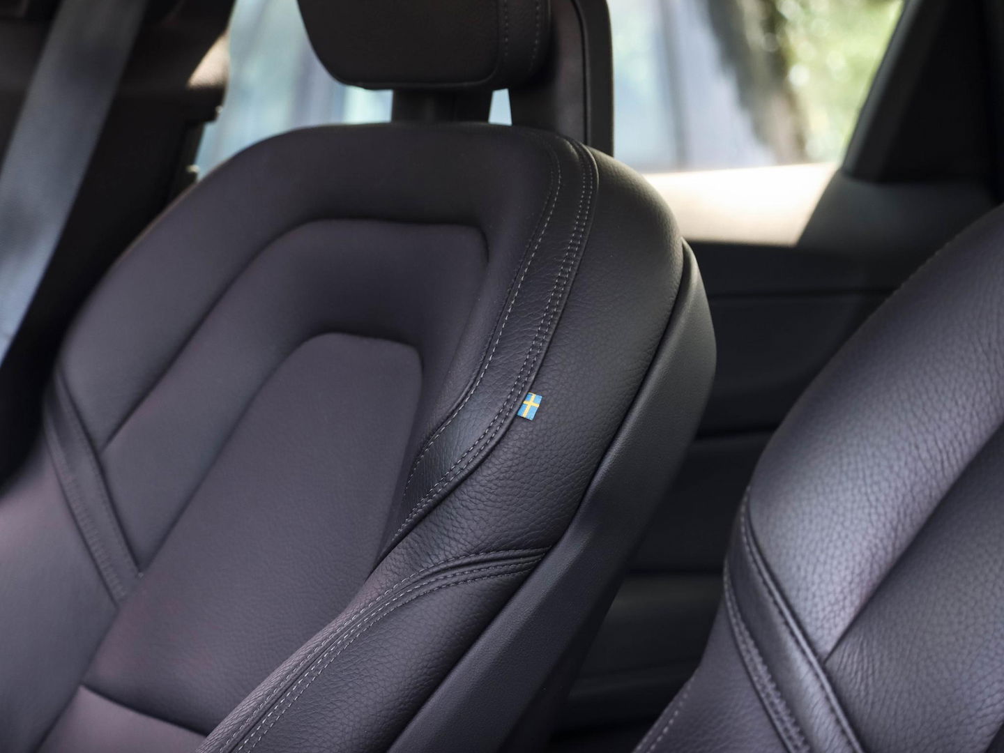 Volvo XC60 2.0 T5 250PK | Leder | Trekhaak elektrisch | Memory