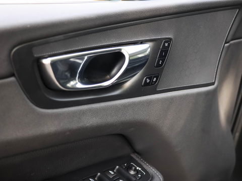 Volvo XC60 2.0 T5 250PK | Leder | Trekhaak elektrisch | Memory