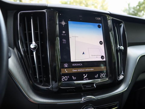 Volvo XC60 2.0 T5 250PK | Leder | Trekhaak elektrisch | Memory