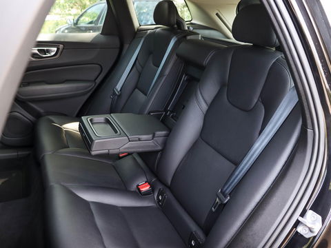 Volvo XC60 2.0 T5 250PK | Leder | Trekhaak elektrisch | Memory