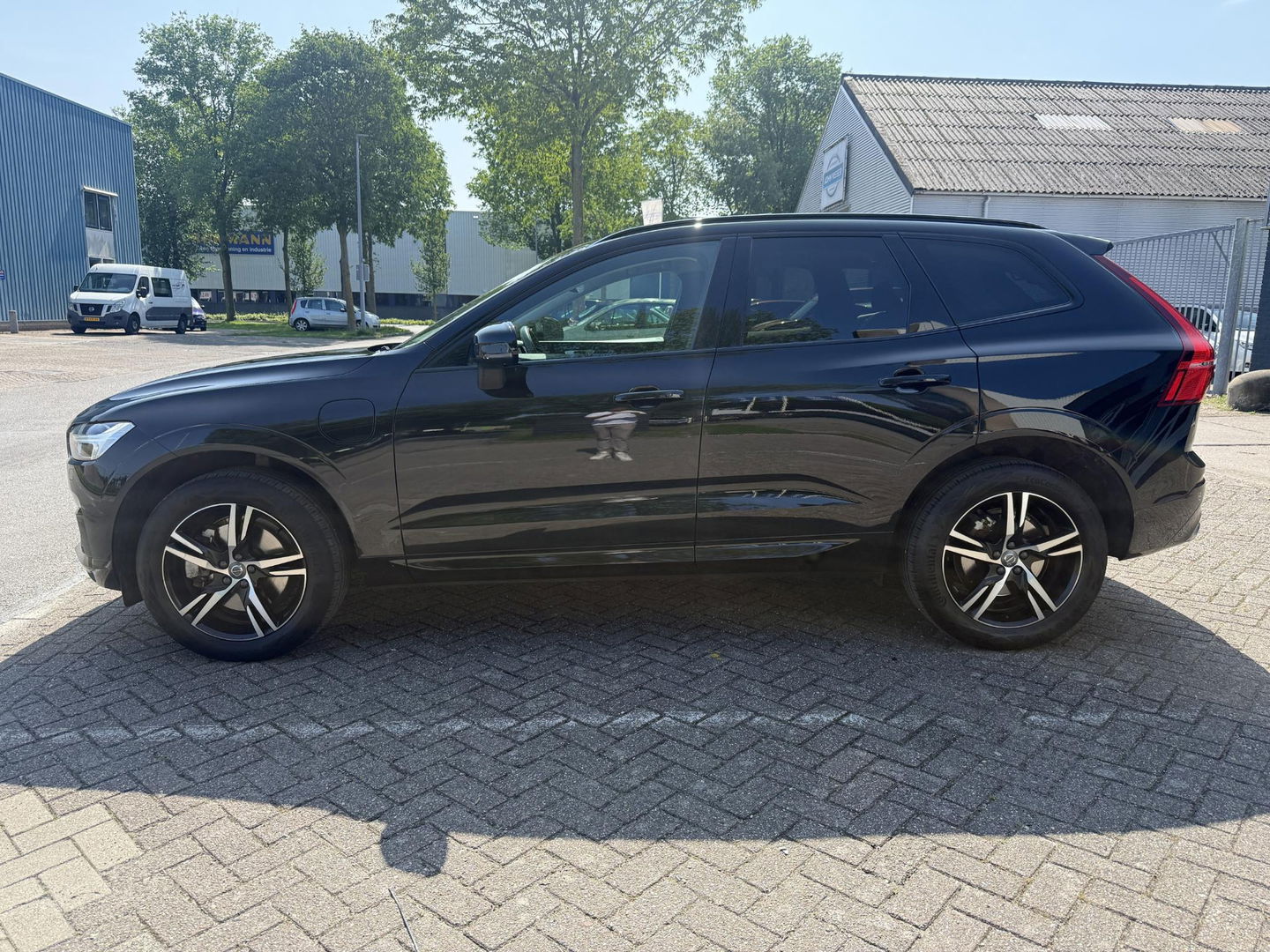 Volvo XC60 2.0 Recharge T6 AWD R-Design H&K l CarPlay l Pano