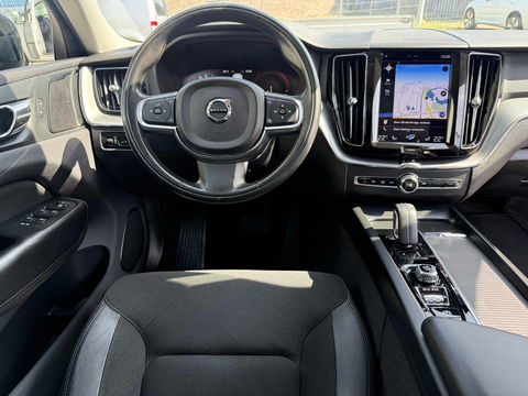Volvo XC60 2.0 Recharge T6 AWD R-Design H&K l CarPlay l Pano