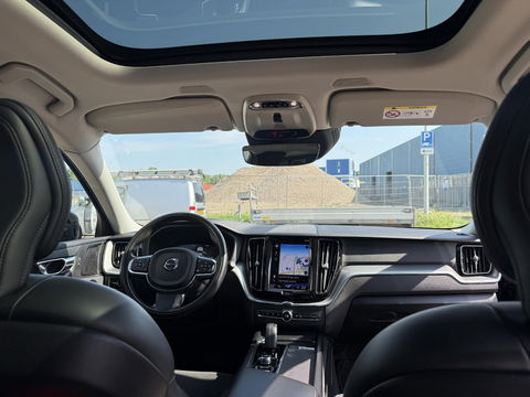 Volvo XC60 2.0 Recharge T6 AWD R-Design H&K l CarPlay l Pano