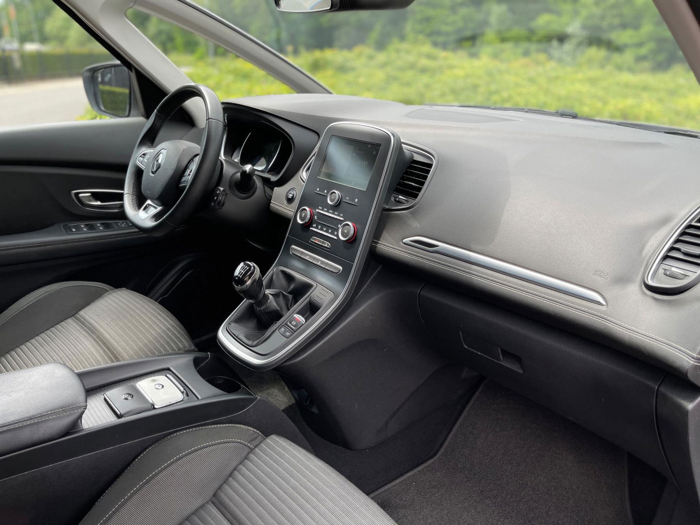 Renault Grand Scénic 1.2 TCe INTENS AIRCO/ECC NAVI LED XENON TREKHAAK