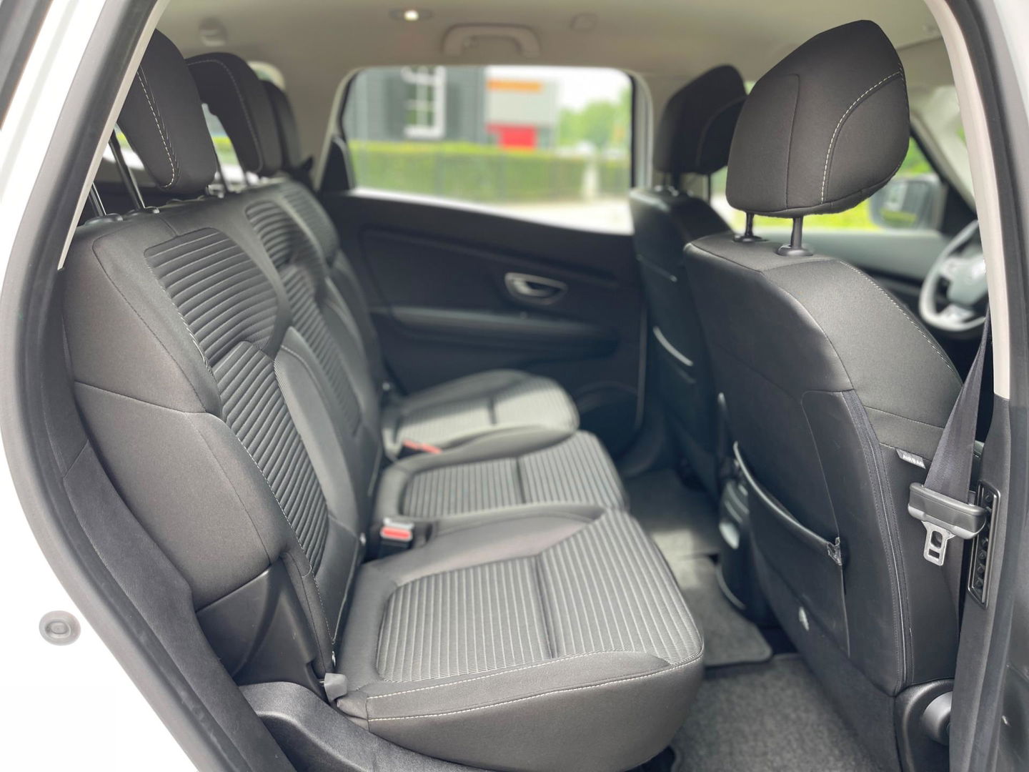 Renault Grand Scénic 1.2 TCe INTENS AIRCO/ECC NAVI LED XENON TREKHAAK