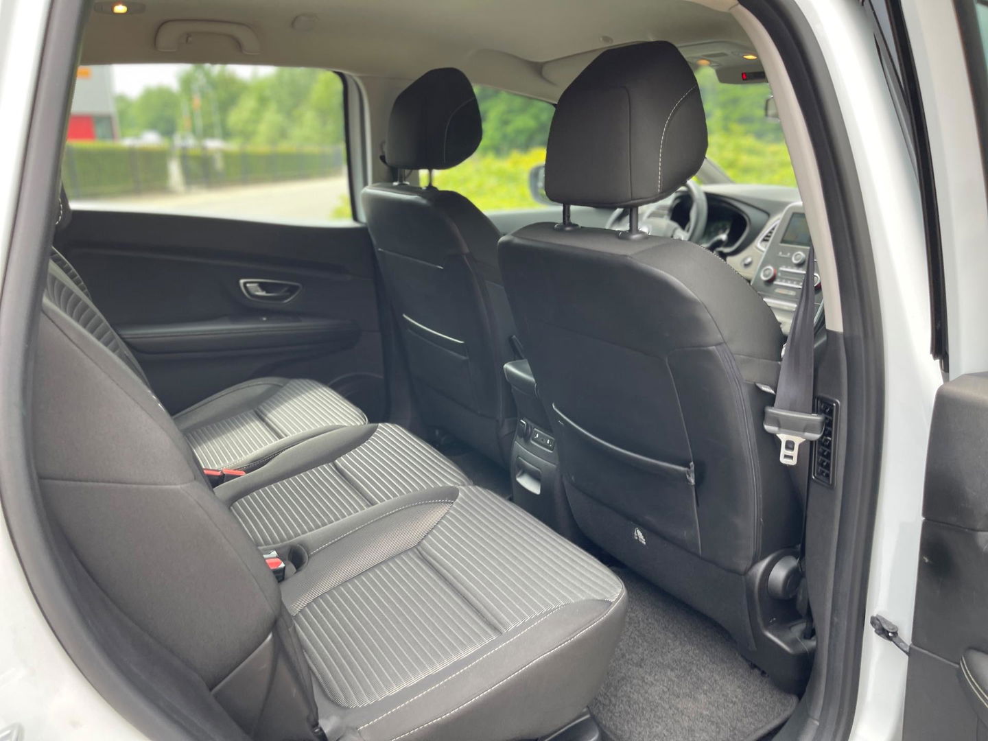 Renault Grand Scénic 1.2 TCe INTENS AIRCO/ECC NAVI LED XENON TREKHAAK