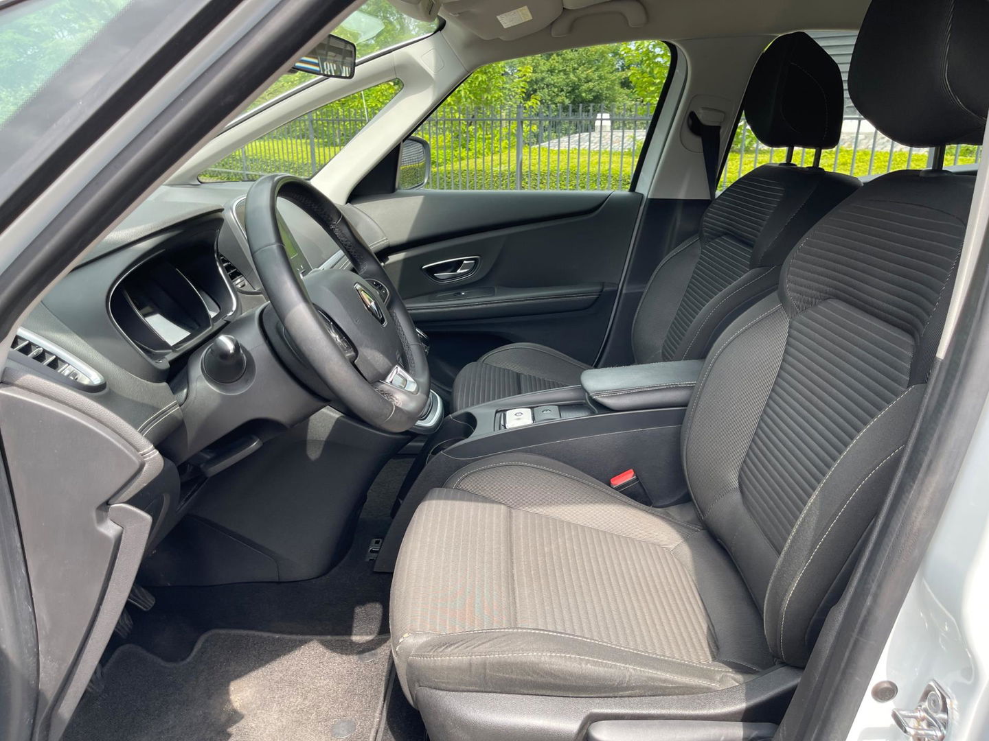 Renault Grand Scénic 1.2 TCe INTENS AIRCO/ECC NAVI LED XENON TREKHAAK