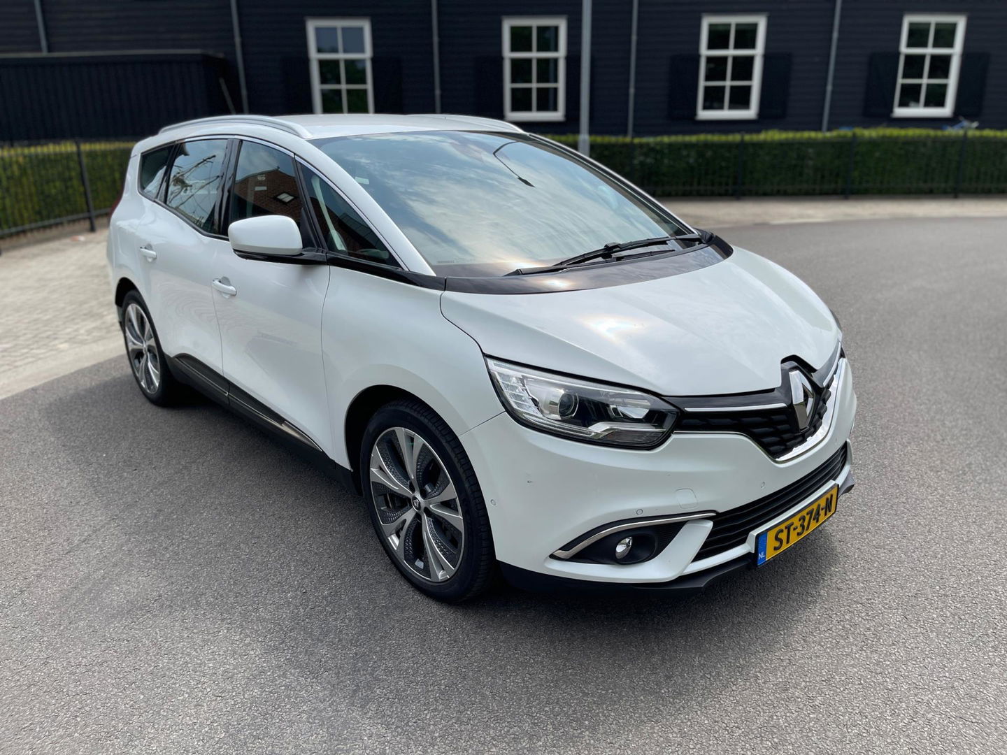 Renault Grand Scénic 1.2 TCe INTENS AIRCO/ECC NAVI LED XENON TREKHAAK