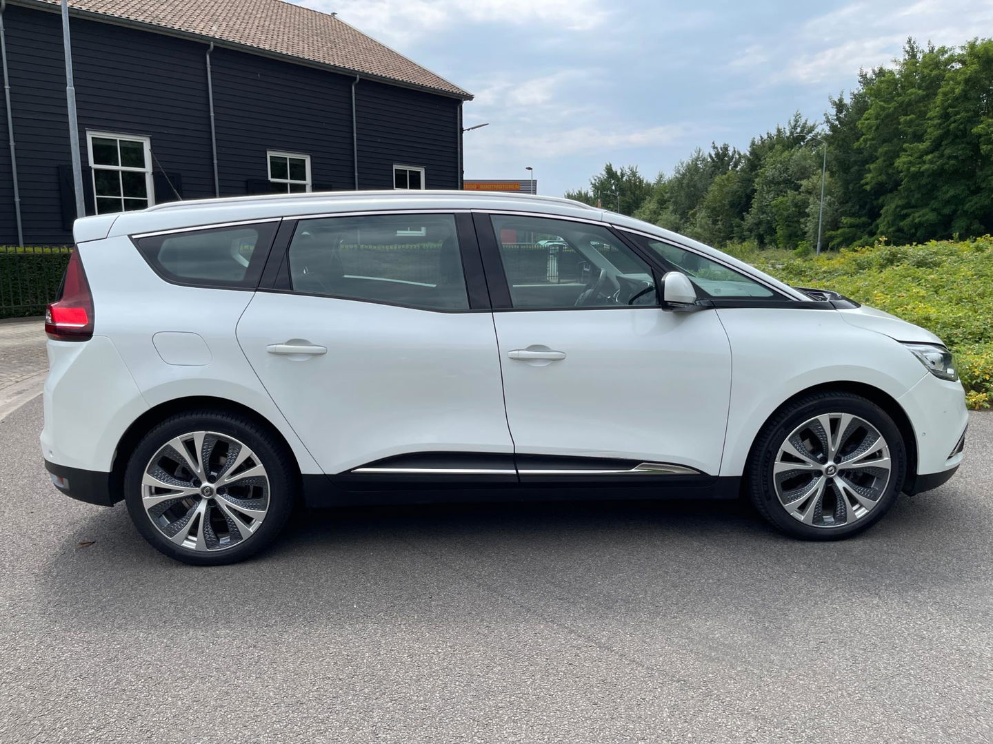Renault Grand Scénic 1.2 TCe INTENS AIRCO/ECC NAVI LED XENON TREKHAAK