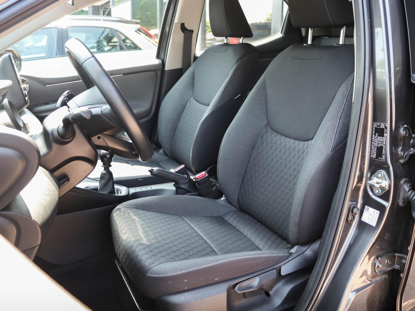 Toyota Yaris 1.5 VVT-i Business Plus 125pk | Navigatie | Trekhaak
