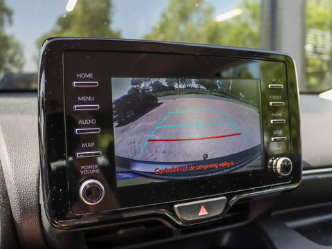 Toyota Yaris 1.5 VVT-i Business Plus 125pk | Navigatie | Trekhaak