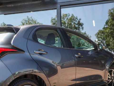 Toyota Yaris 1.5 VVT-i Business Plus 125pk | Navigatie | Trekhaak