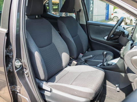 Toyota Yaris 1.5 VVT-i Business Plus 125pk | Navigatie | Trekhaak