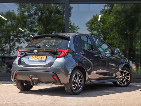 Toyota Yaris 1.5 VVT-i Business Plus 125pk | Navigatie | Trekhaak
