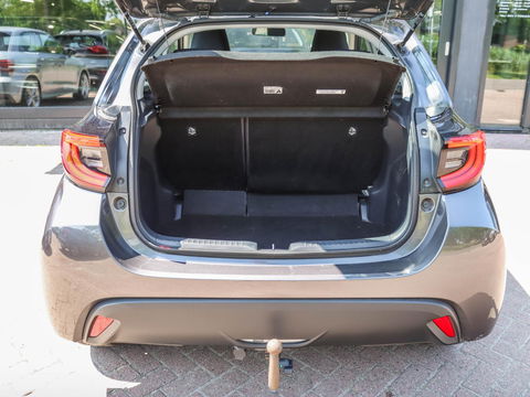 Toyota Yaris 1.5 VVT-i Business Plus 125pk | Navigatie | Trekhaak