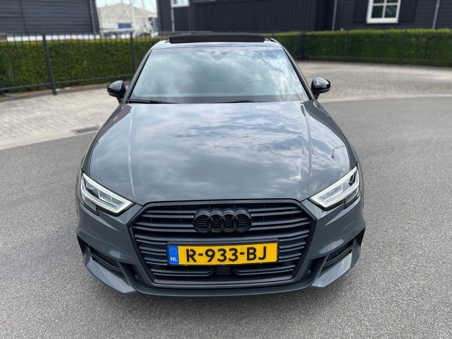 Audi A3 Limousine 1.5 TFSI 3X S-LINE PANO/B&O/CAM/NAVI/ VIRTUAL COCKPIT MATRIX LAMPEN