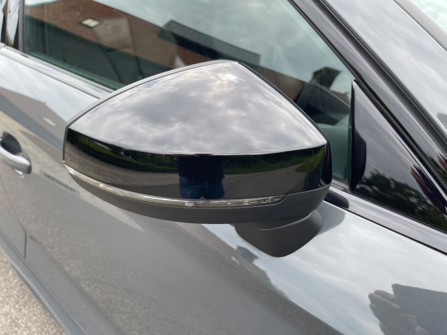 Audi A3 Limousine 1.5 TFSI 3X S-LINE PANO/B&O/CAM/NAVI/ VIRTUAL COCKPIT MATRIX LAMPEN