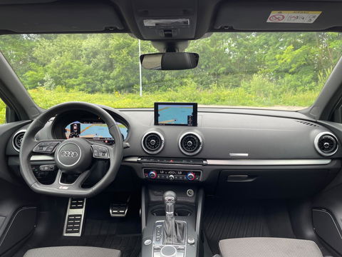 Audi A3 Limousine 1.5 TFSI 3X S-LINE PANO/B&O/CAM/NAVI/ VIRTUAL COCKPIT MATRIX LAMPEN