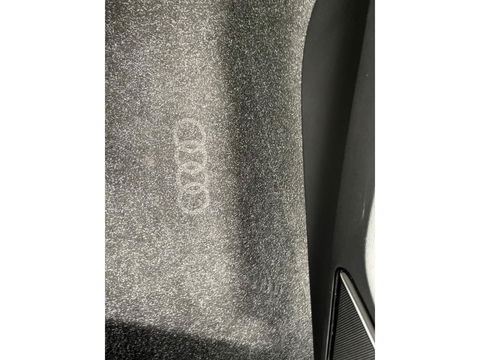Audi A3 Limousine 1.5 TFSI 3X S-LINE PANO/B&O/CAM/NAVI/ VIRTUAL COCKPIT MATRIX LAMPEN