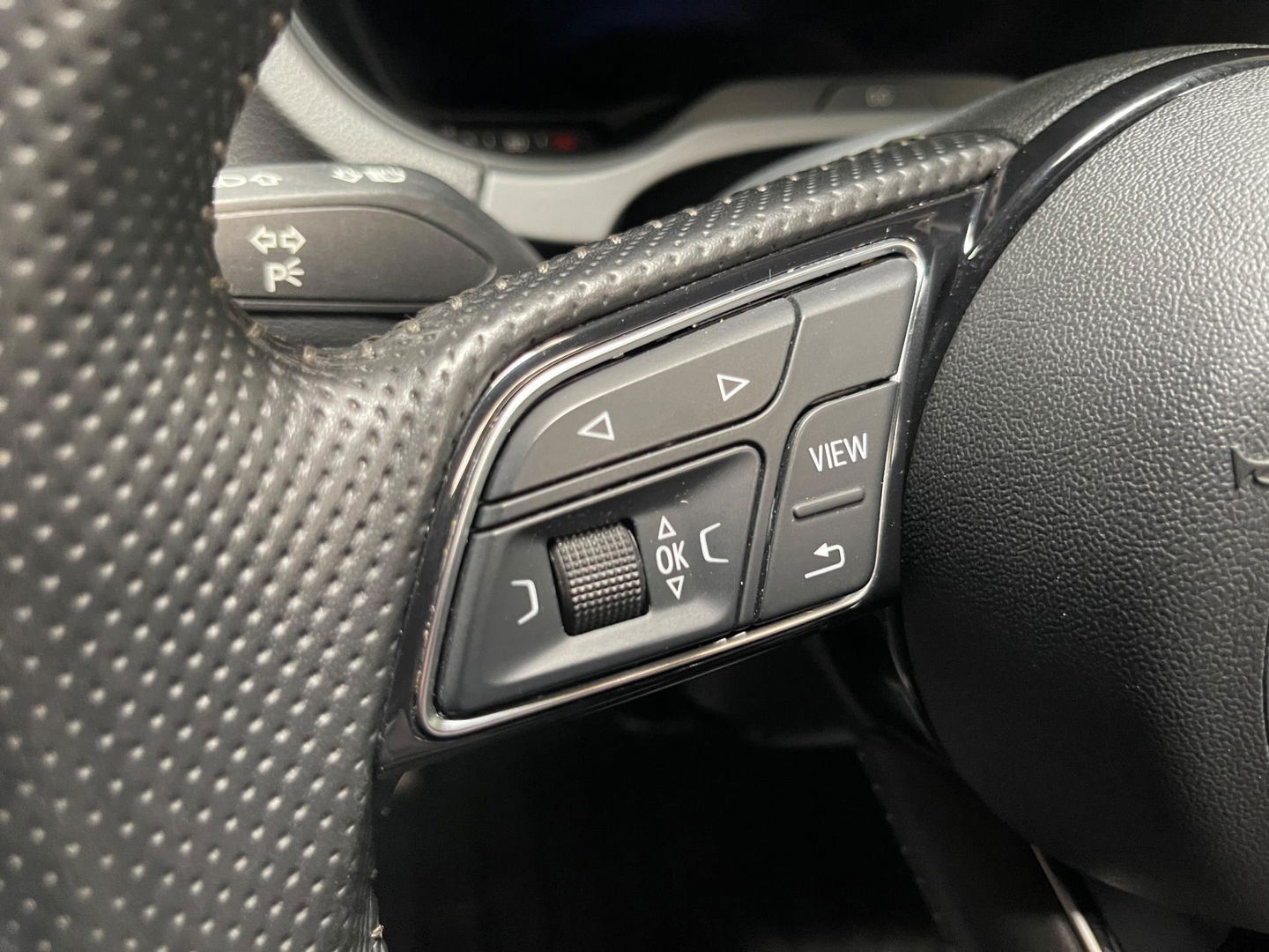 Audi A3 Limousine 1.5 TFSI 3X S-LINE PANO/B&O/CAM/NAVI/ VIRTUAL COCKPIT MATRIX LAMPEN